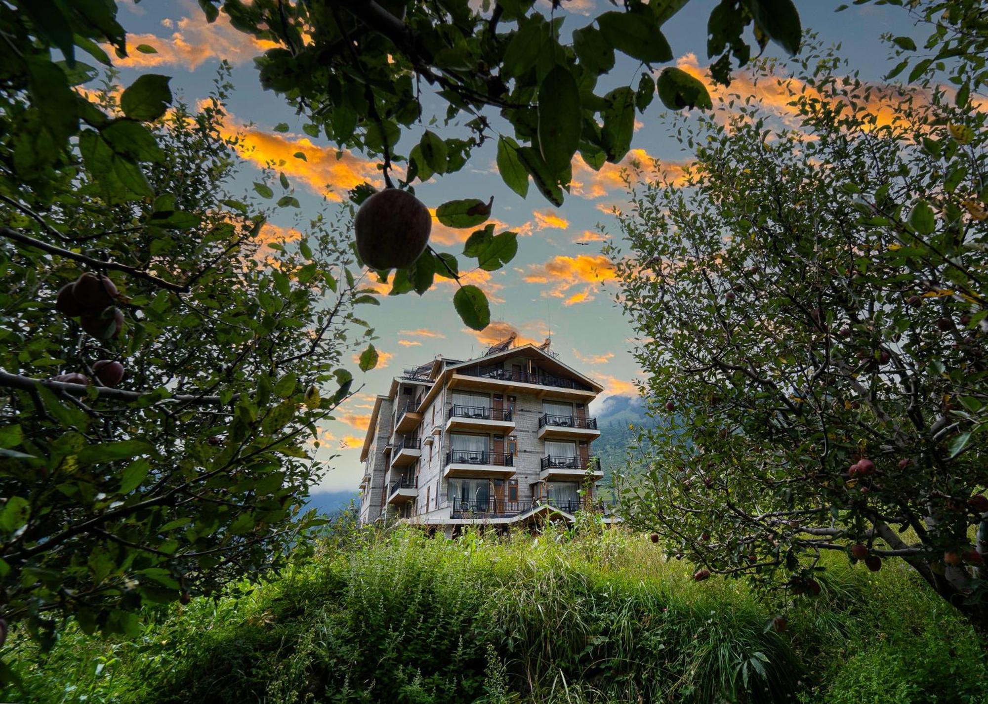 Hotel Nazaara - A Luxe Retreat Manāli Zewnętrze zdjęcie