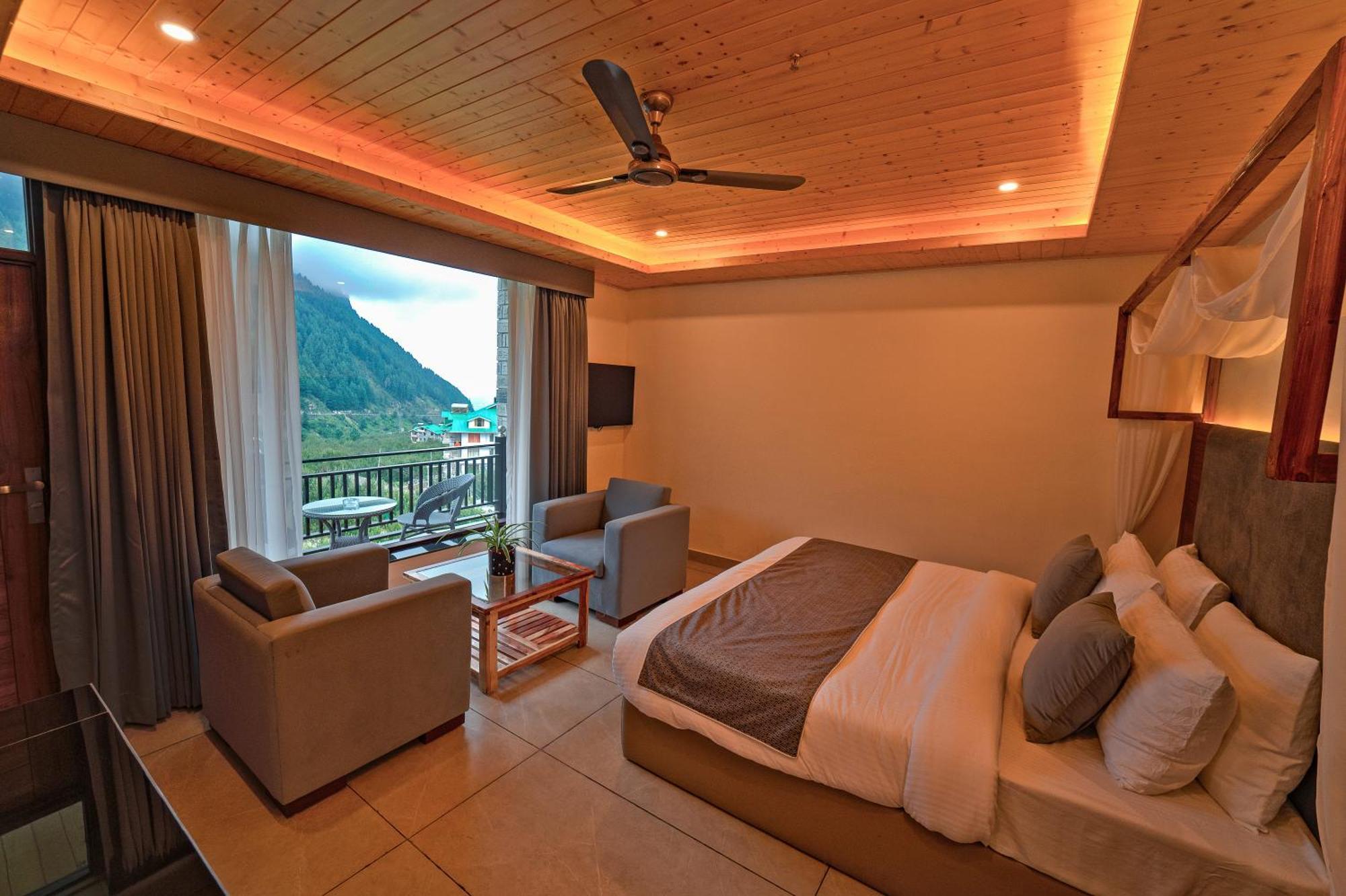 Hotel Nazaara - A Luxe Retreat Manāli Zewnętrze zdjęcie