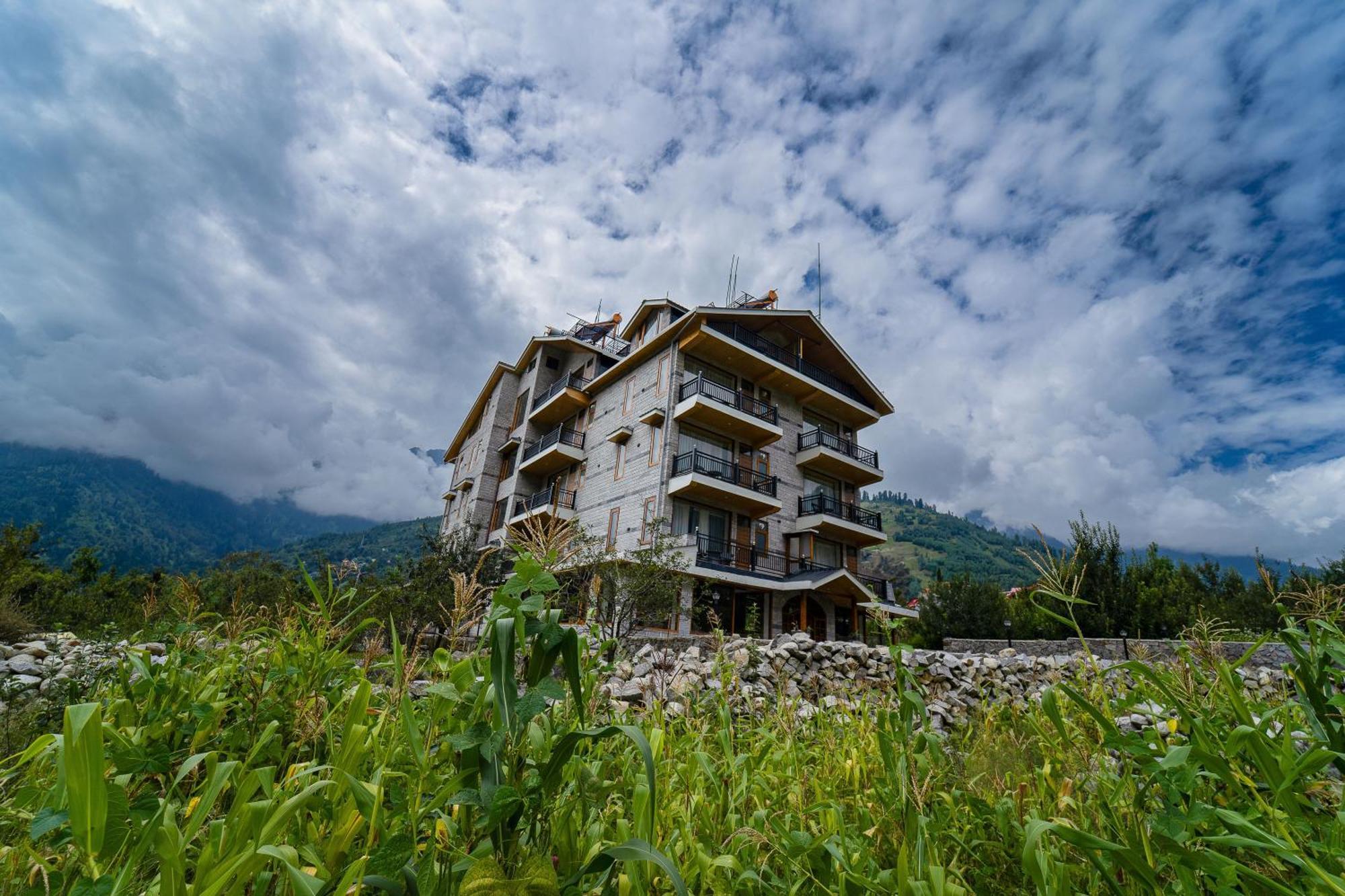 Hotel Nazaara - A Luxe Retreat Manāli Zewnętrze zdjęcie